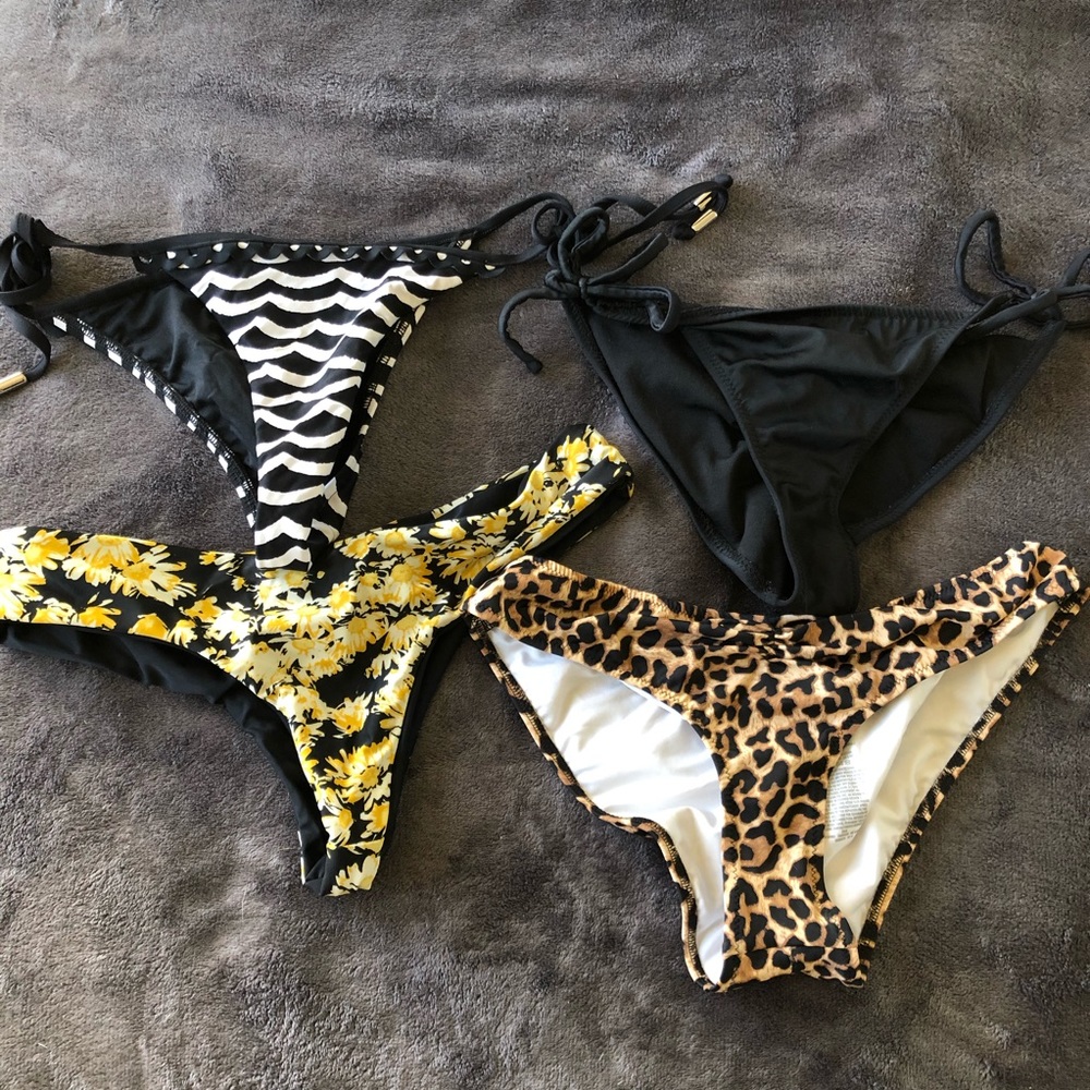 ❌SOLD❌ Set of 4 cheeky bikini bottoms